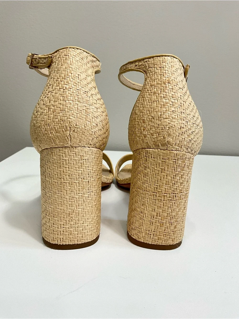 J. MCLAUGHLIN Esme Raffia Block Heel Sandals Natural Beige Size 8